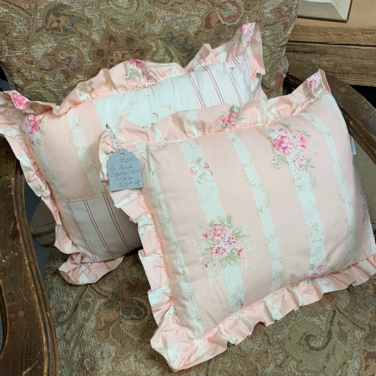 #C321 Pr. Peach Shabby Chic Pillows